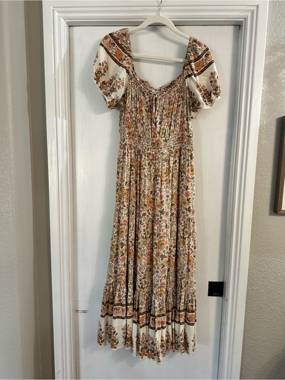 Smocked Puff-Sleeve Floral Maxi Dress in Cream and Rust